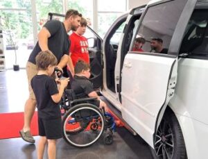 hackworth-family-red-carpet-van